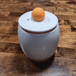 Egg-Tastic Ceramic Microwave Egg Cooker & Poacher